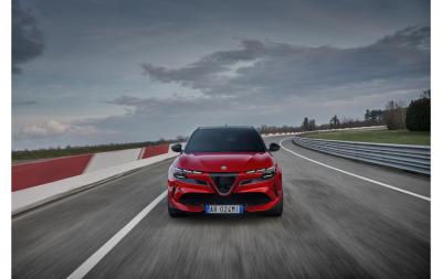 Alfa Romeo Junior: l'elettrica da 280 cavalli (per ora) sarà la più potente in gamma