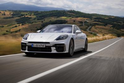 Porsche Panamera 2025: arrivano le versioni Turbo S E-Hybrid e GTS 